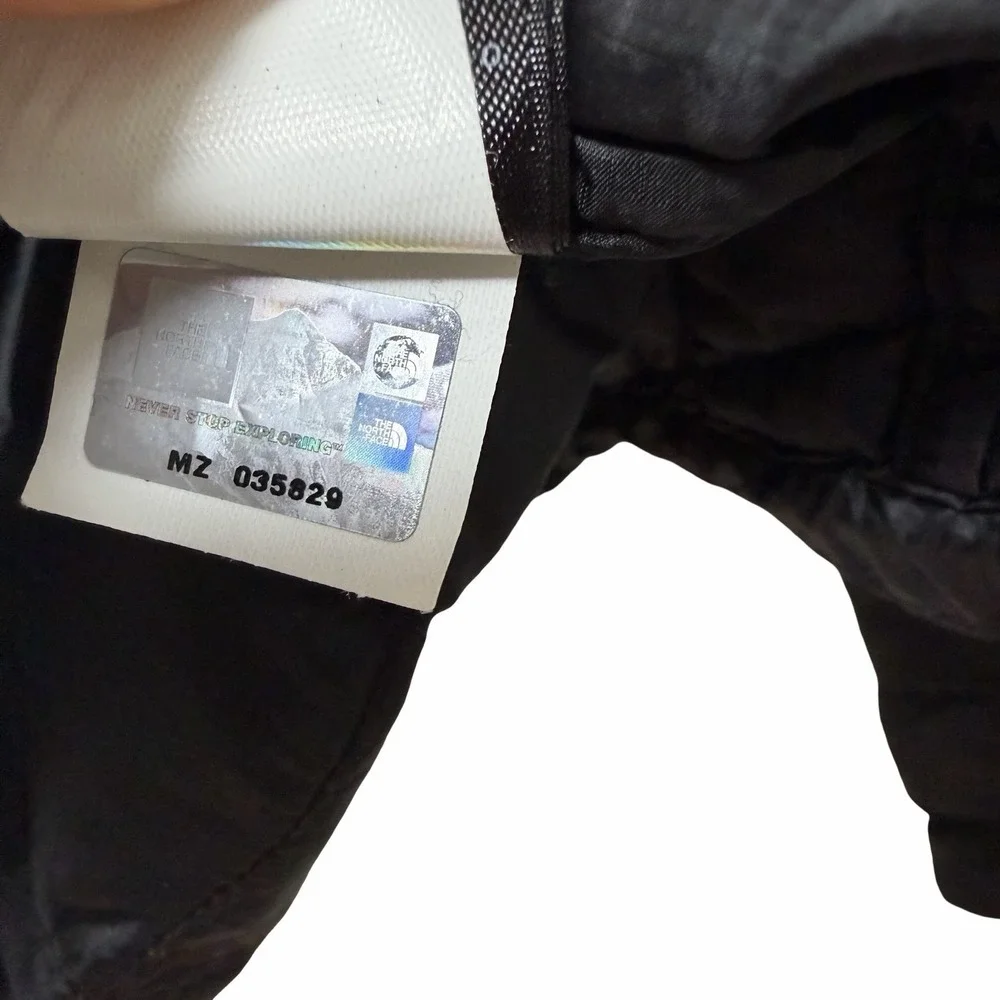The North Face Mens Quilted Thermoball Eco Full Zip Puffer Jacket Size M‎ Black
